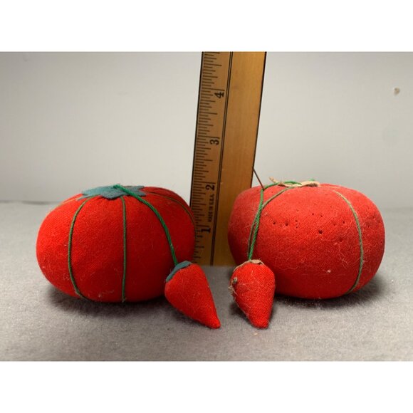 Vintage Tomato & Strawberry Pin Cushion Set - Picture 5 of 6